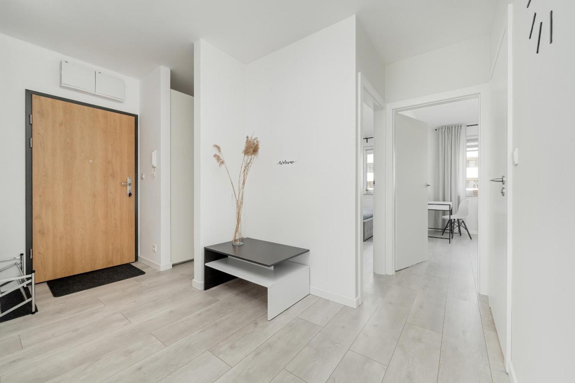 Miedziana Bright Apartment With Balcony And Parking Wroclaw By Noclegi Renters المظهر الخارجي الصورة